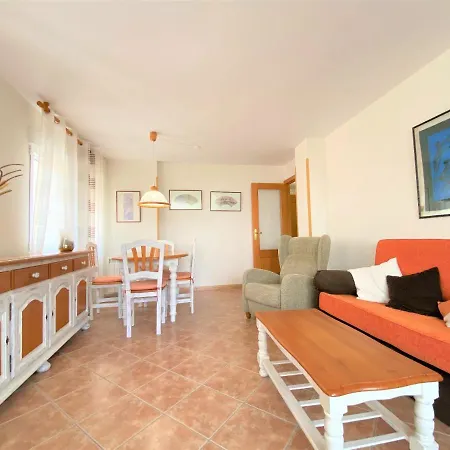 A 50m De La Playa Apartment *