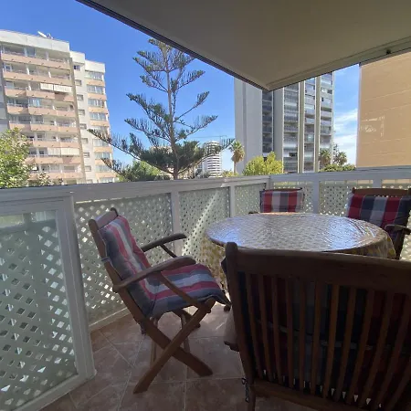 A 50m De La Playa