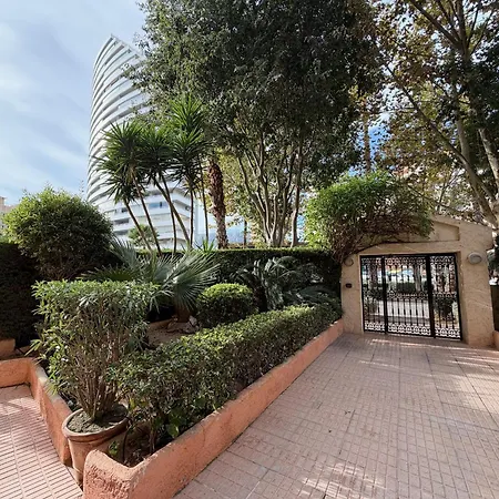 A 50m De La Playa Apartament